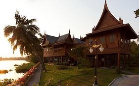 อาร์เค ริเวอร์ไซด์ รีสอร์ต แอนด์ สปา (เรือนเครือวัลย์) (Sha)